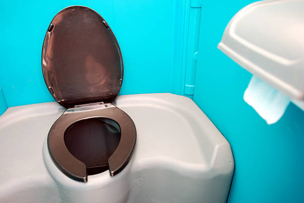 Best Construction site porta potty rental  in Edwards, MS